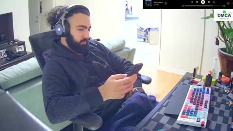 Snapshot of montygoon chatting on January 15, 2025, 5:19 am montygoon online show from January 15, 2025, 5:19 am