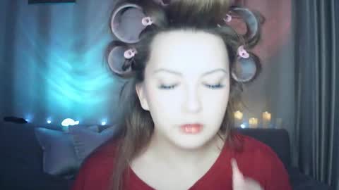 moodiemira online show from February 23, 2026, 4:26 pm