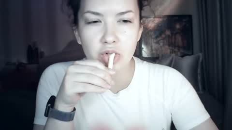 moodiemira online show from June 13, 2026, 5:44 pm
