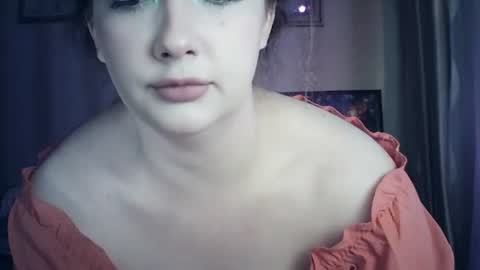 moodiemira online show from June 26, 2026, 5:50 pm