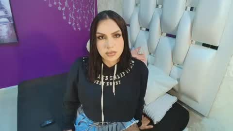      online show from June 14, 2026, 12:18 pm