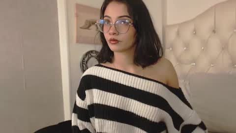 Elizabeth  online show from October 15, 2025, 6:08 pm