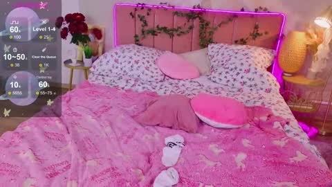 Snapshot of moon__bunny chatting on October 3, 2025, 4:59 pm Moon Bunny online show from October 3, 2025, 4:59 pm