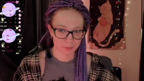 Snapshot of moon__girl chatting on October 11, 2025, 6:39 pm Roxy online show from October 11, 2025, 6:39 pm