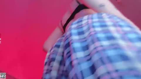 Lola online show from October 13, 2025, 6:13 am