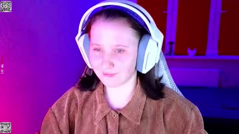 Lola online show from January 10, 2026, 3:47 pm