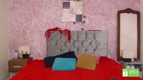 Moon Hill online show from October 26, 2025, 5:41 pm