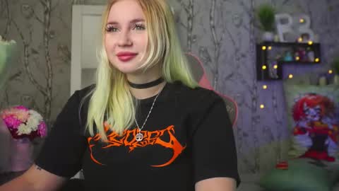 Emilia online show from March 5, 2026, 9:27 am