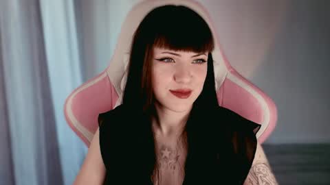  sophie  online show from June 12, 2026, 5:01 pm