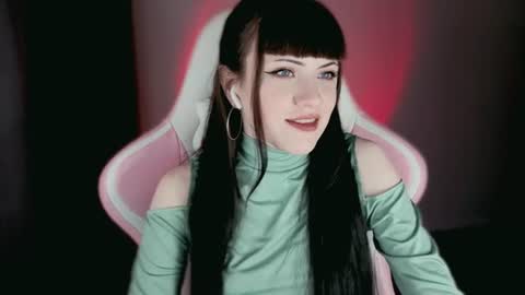  sophie  online show from June 19, 2026, 8:56 pm