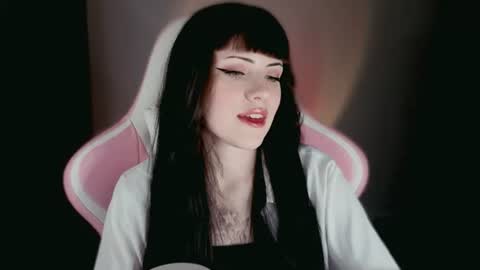  sophie  online show from June 20, 2026, 9:06 pm