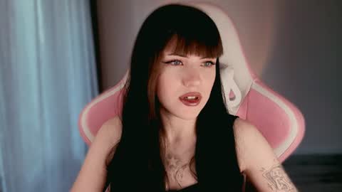  sophie  online show from July 17, 2026, 6:02 pm