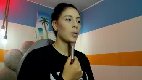 Winy online show from October 31, 2025, 11:44 am