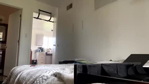 Moon Doggie online show from April 4, 2026, 9:01 pm