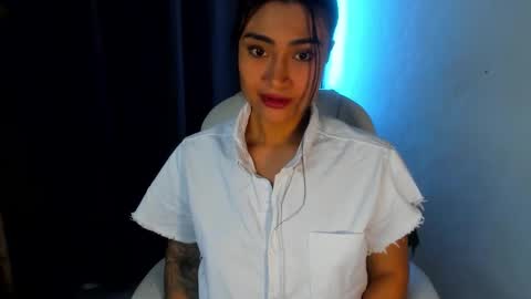 Snapshot of moonie_baddie31 chatting on September 24, 2025, 5:05 pm moonie_baddie31 online show from September 24, 2025, 5:05 pm