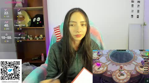 Snapshot of moonlady_ chatting on December 31, 2024, 2:40 am MOON online show from December 31, 2024, 2:40 am