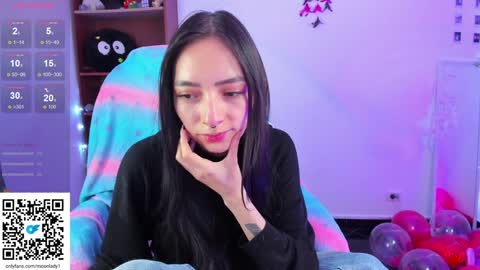 Snapshot of moonlady_ chatting on February 4, 2025, 3:11 am MOON online show from February 4, 2025, 3:11 am