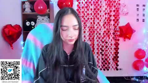 Snapshot of moonlady_ chatting on February 13, 2025, 12:24 am MOON online show from February 13, 2025, 12:24 am