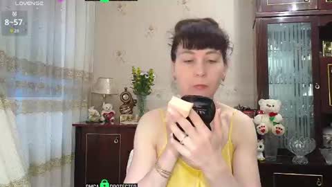 Snapshot of moonlight_88888 chatting on June 12, 2026, 1:48 am Moonlight 88888 online show from June 12, 2026, 1:48 am