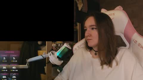Snapshot of moonlish_siren chatting on April 28, 2026, 5:29 pm Katrin online show from April 28, 2026, 5:29 pm