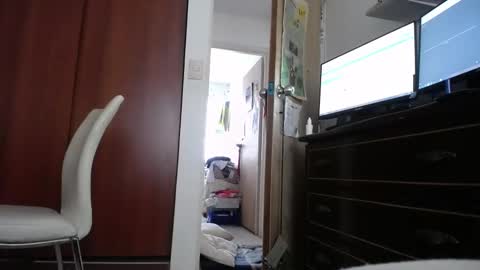 Snapshot of moonlunita chatting on March 4, 2026, 8:59 pm moonlunita online show from March 4, 2026, 8:59 pm