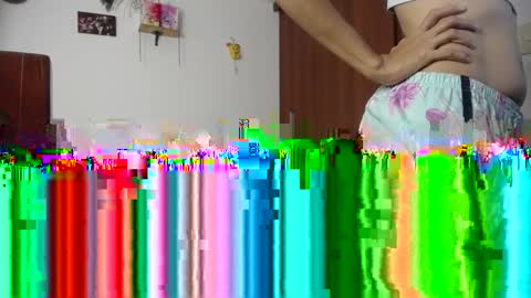 Snapshot of moonlunita chatting on May 5, 2026, 10:07 pm moonlunita online show from May 5, 2026, 10:07 pm