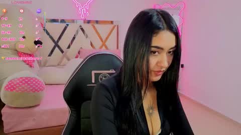 Snapshot of moonshine_tay chatting on September 17, 2025, 7:48 pm Moon online show from September 17, 2025, 7:48 pm