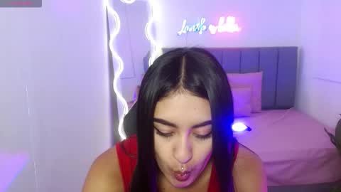 Snapshot of moonshine_tay chatting on September 20, 2025, 11:55 am Moon online show from September 20, 2025, 11:55 am