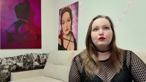 Snapshot of moonshinelady chatting on October 19, 2025, 11:55 am Kate online show from October 19, 2025, 11:55 am