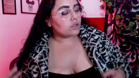 luna online show from February 19, 2025, 8:44 am