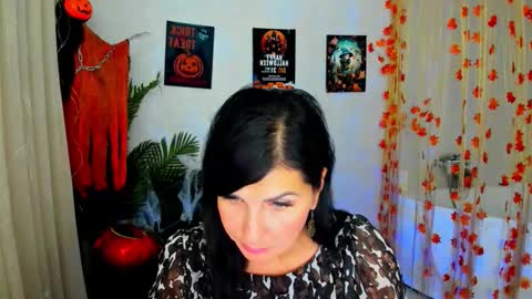 Ask me  online show from October 26, 2025, 11:49 am