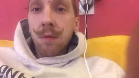 Snapshot of mopsmudrec chatting on November 15, 2025, 10:34 am mopsmudrec online show from November 15, 2025, 10:34 am