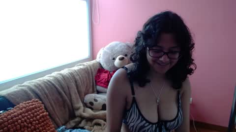 Mora Haze 3 online show from December 2, 2024, 6:54 pm