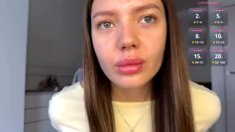 Snapshot of moraimfeld chatting on October 15, 2025, 6:02 am Fleyva online show from October 15, 2025, 6:02 am