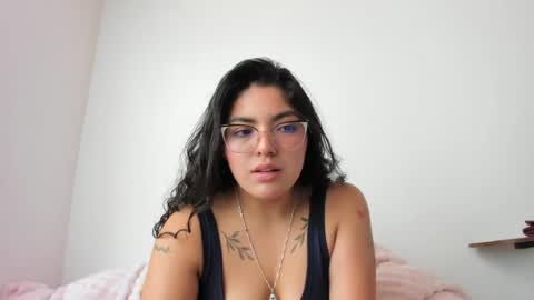 Snapshot of moralesmartinezlaura11 chatting on June 27, 2026, 7:30 pm Mily sins online show from June 27, 2026, 7:30 pm