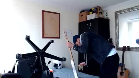 Abelardo online show from October 21, 2025, 5:46 pm