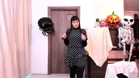 Snapshot of morelovely chatting on November 1, 2025, 5:20 am Carina online show from November 1, 2025, 5:20 am