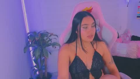Snapshot of morena_rodriguez_9 chatting on September 9, 2025, 3:39 am morena_rodriguez_9 online show from September 9, 2025, 3:39 am