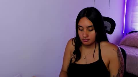 morena_rodriguez_9 online show from December 17, 2025, 7:20 pm