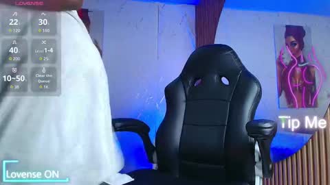 morena online show from October 21, 2025, 3:07 am