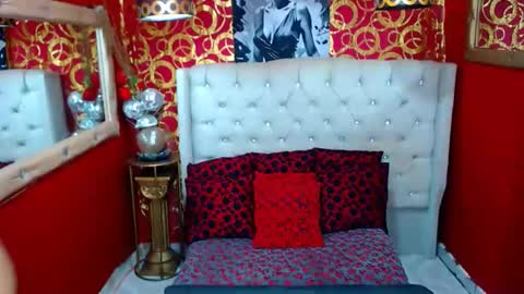 duohot23 online show from October 18, 2025, 7:25 pm