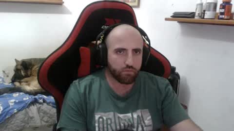 Snapshot of morenoch19 chatting on December 3, 2024, 8:50 pm alejo online show from December 3, 2024, 8:50 pm