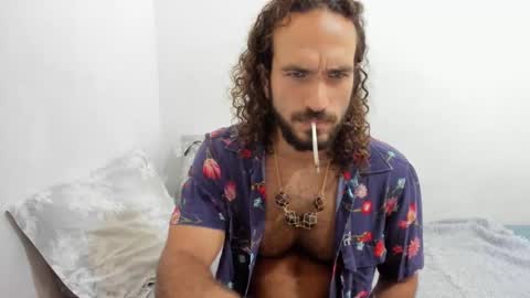 Pipo online show from February 18, 2025, 1:11 pm