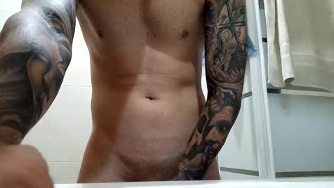 Snapshot of morenoguapo24 chatting on September 12, 2025, 3:45 pm Cloud Strife online show from September 12, 2025, 3:45 pm