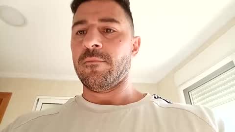 Snapshot of morfeo6 chatting on November 10, 2025, 8:57 am morfeo6 online show from November 10, 2025, 8:57 am