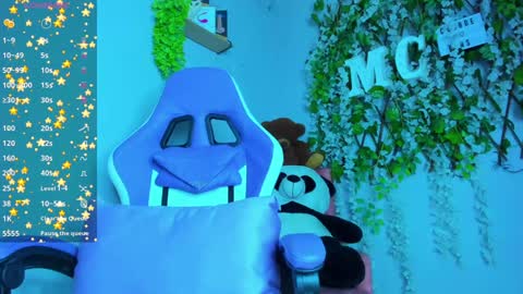 MORGAN CUTE - MODEL online show from January 17, 2025, 4:28 am