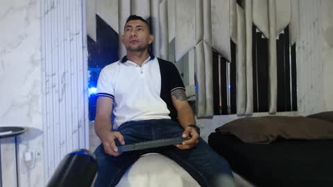 MORGAN AND MEGAN online show from October 24, 2025, 11:17 am