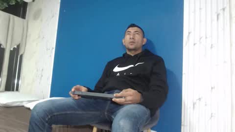 MORGAN AND MEGAN online show from January 9, 2026, 11:13 am