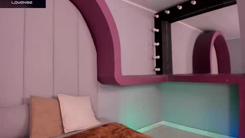 Morgan online show from November 4, 2025, 1:38 am