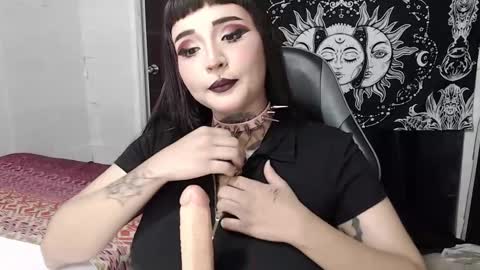 Snapshot of morganmoon1 chatting on September 29, 2025, 9:30 pm Morgan Moon online show from September 29, 2025, 9:30 pm